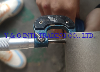 Traitement par revêtement de protection de surface de tuyaux en acier rond ASTM B165