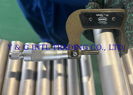 Tubes en titane sans soudure disponibles en grades 1 et 3 selon la norme ASTM B338